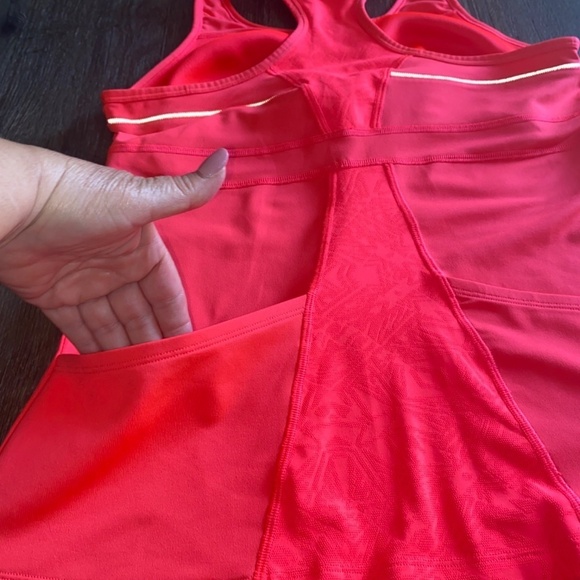 Athleta size large hot pink ladies athletic top built in bra - Picture 11 of 11